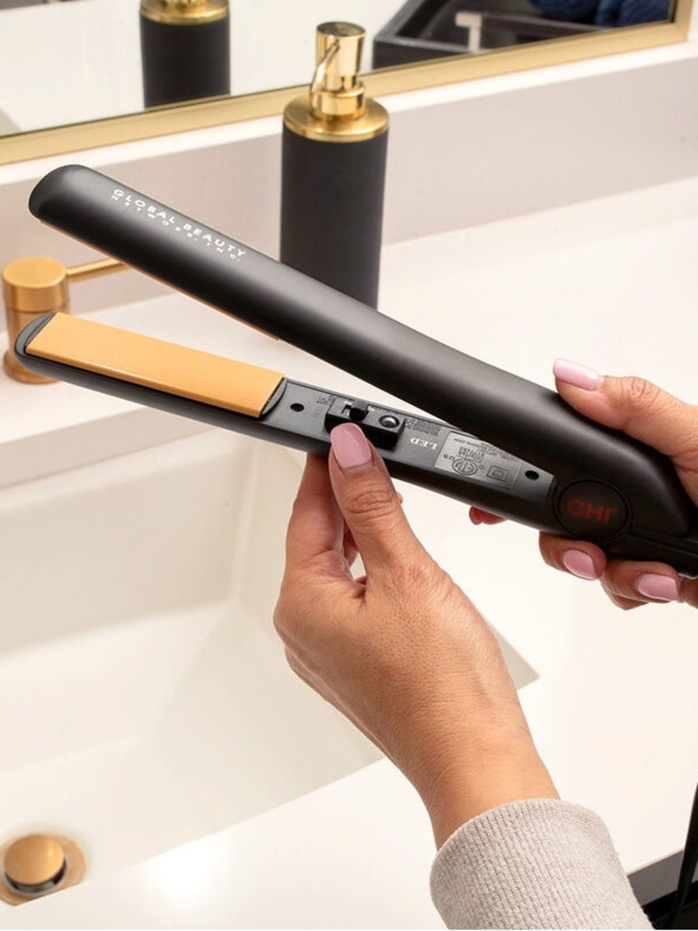Chi Original 1 Inch Ceramic Styling Straightener Iron For Hair - Picture 5 of 9